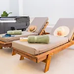 Nimar Luxury With Jacuzzi *