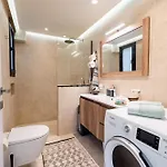 Nimar Luxury With Jacuzzi Apartment
