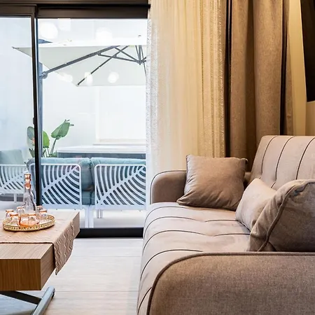 Nimar Luxury With Jacuzzi Appartamento