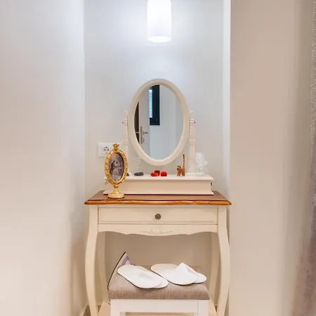 Nimar Luxury With Jacuzzi Apartman