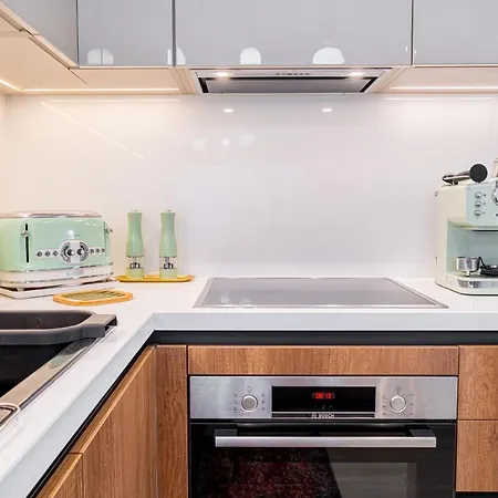 Nimar Luxury With Jacuzzi