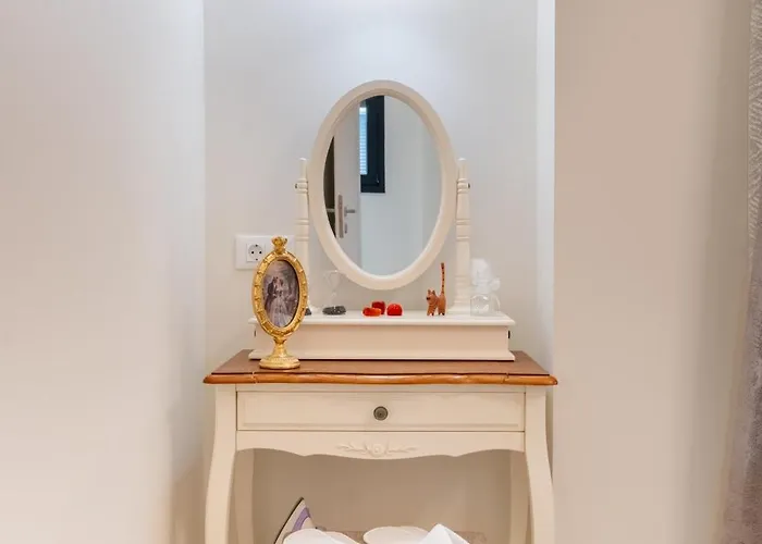 Nimar Luxury With Jacuzzi شقة